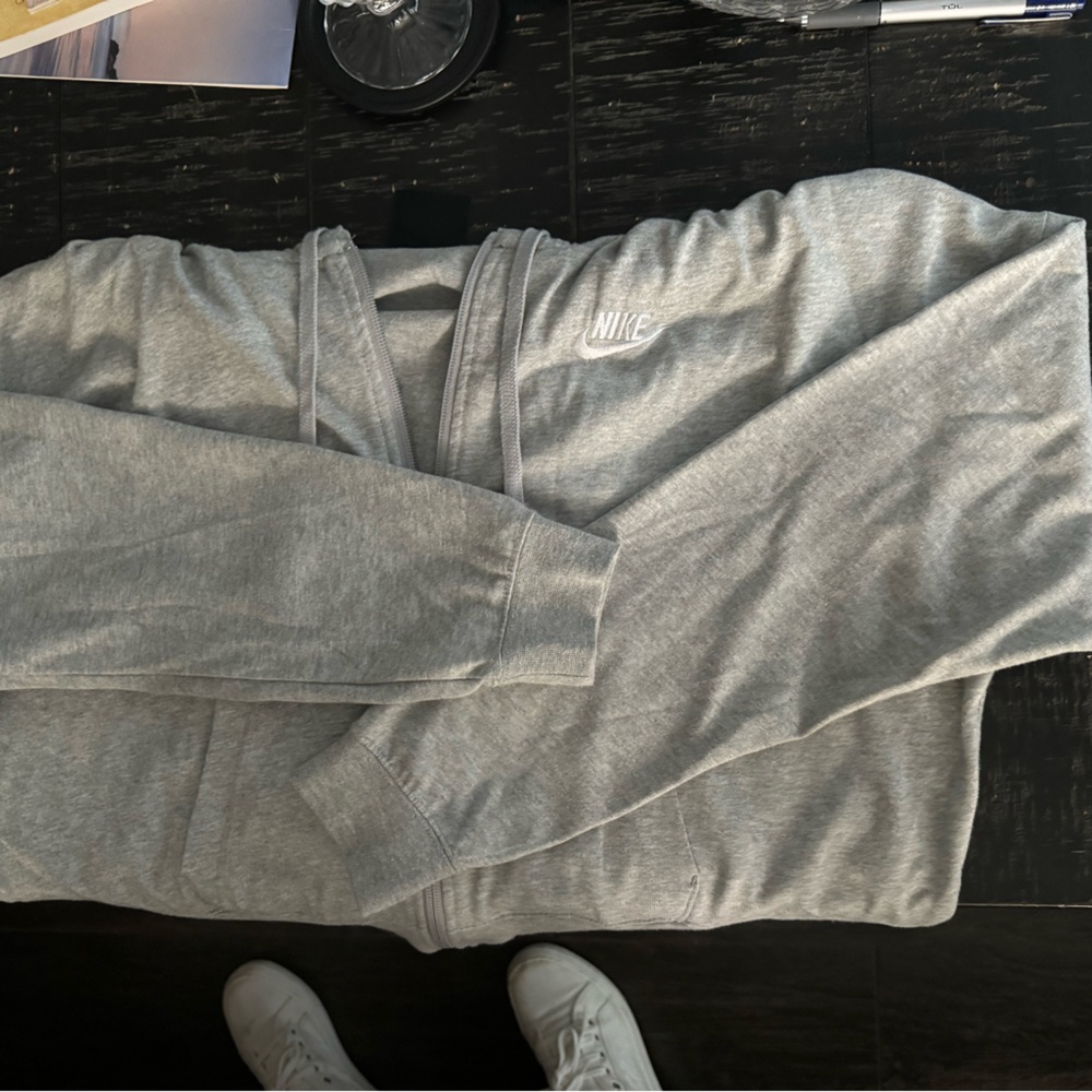 Nike sweater